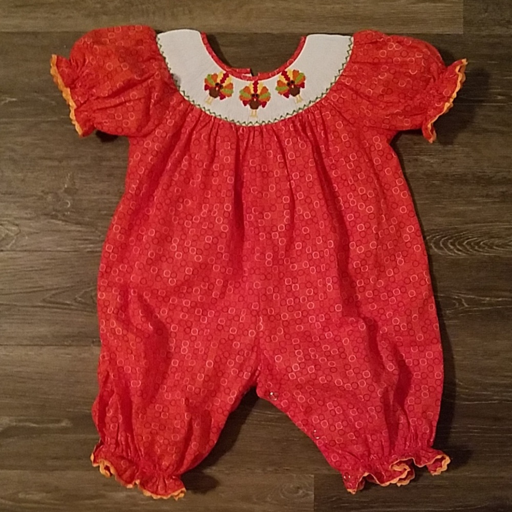 Smocked turkey bubble